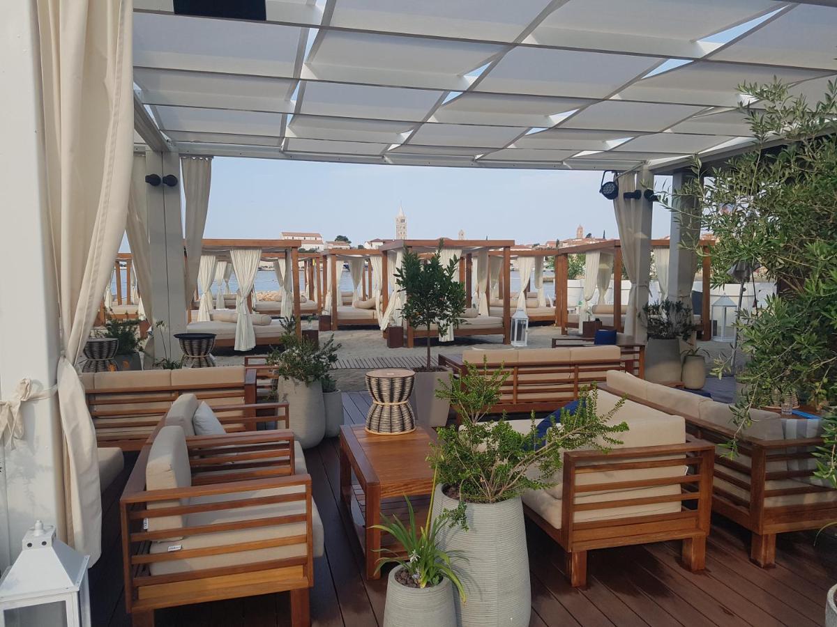 Apartment Lavanda Garden Раб Екстериор снимка