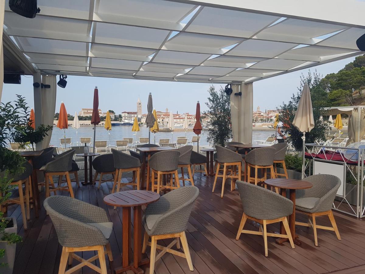 Apartment Lavanda Garden Раб Екстериор снимка