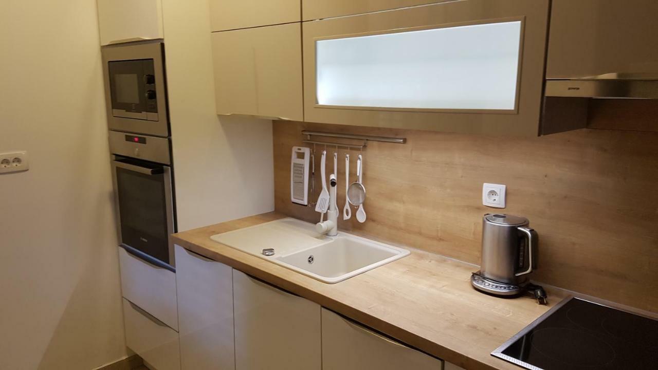 Apartment Lavanda Garden Раб Екстериор снимка