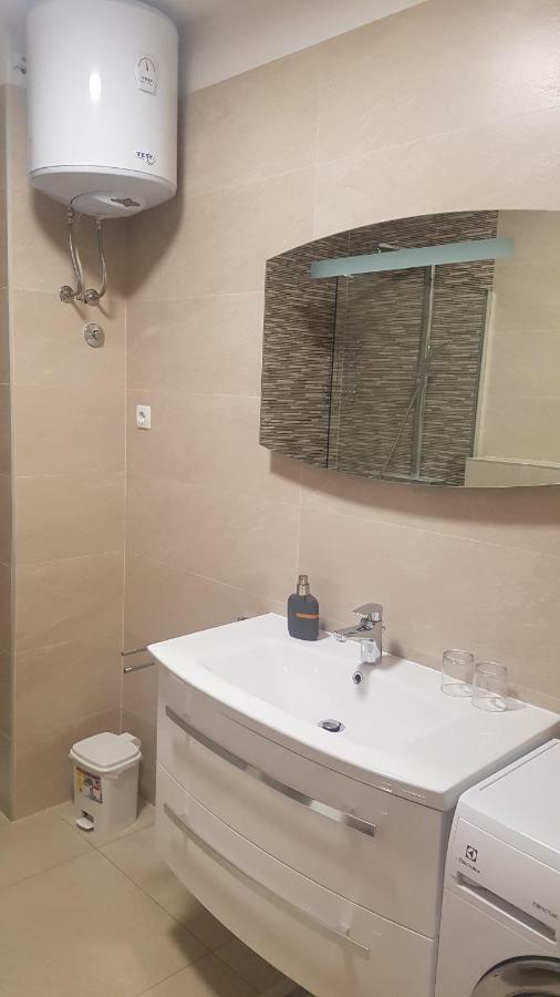 Apartment Lavanda Garden Раб Екстериор снимка