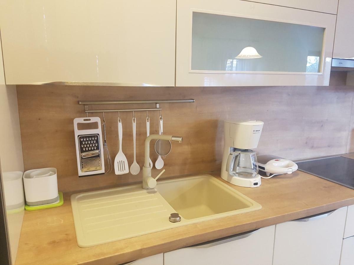 Apartment Lavanda Garden Раб Екстериор снимка